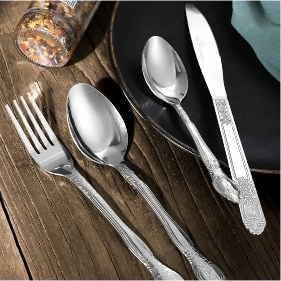 Product Name  Deluxe Premium Cutlery Flatware Set For The Home  Stainless Steel Cutlery Service With 1 Dinner Fork, 1 Dinner Knife, 1 Dinner Spoon And 1 Tea Spoon  Durable, Elegant And Rust  Resista - Image 6