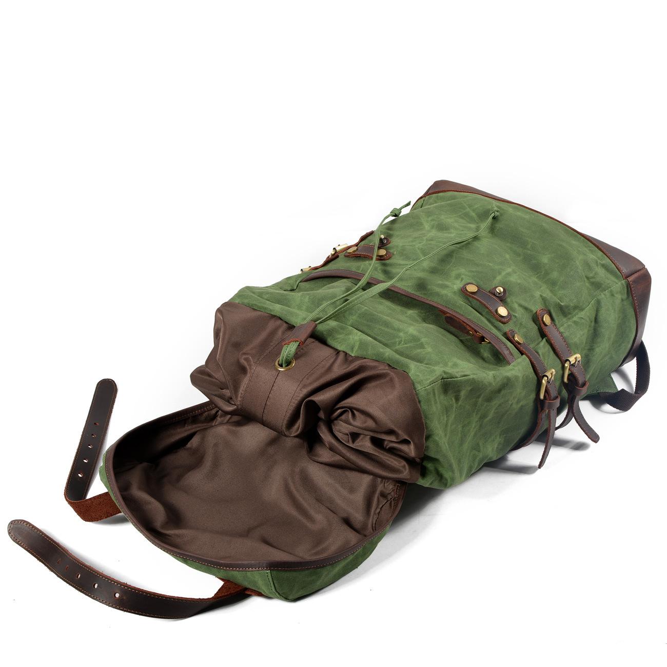Waterproof outdoor travel bag - Image 2