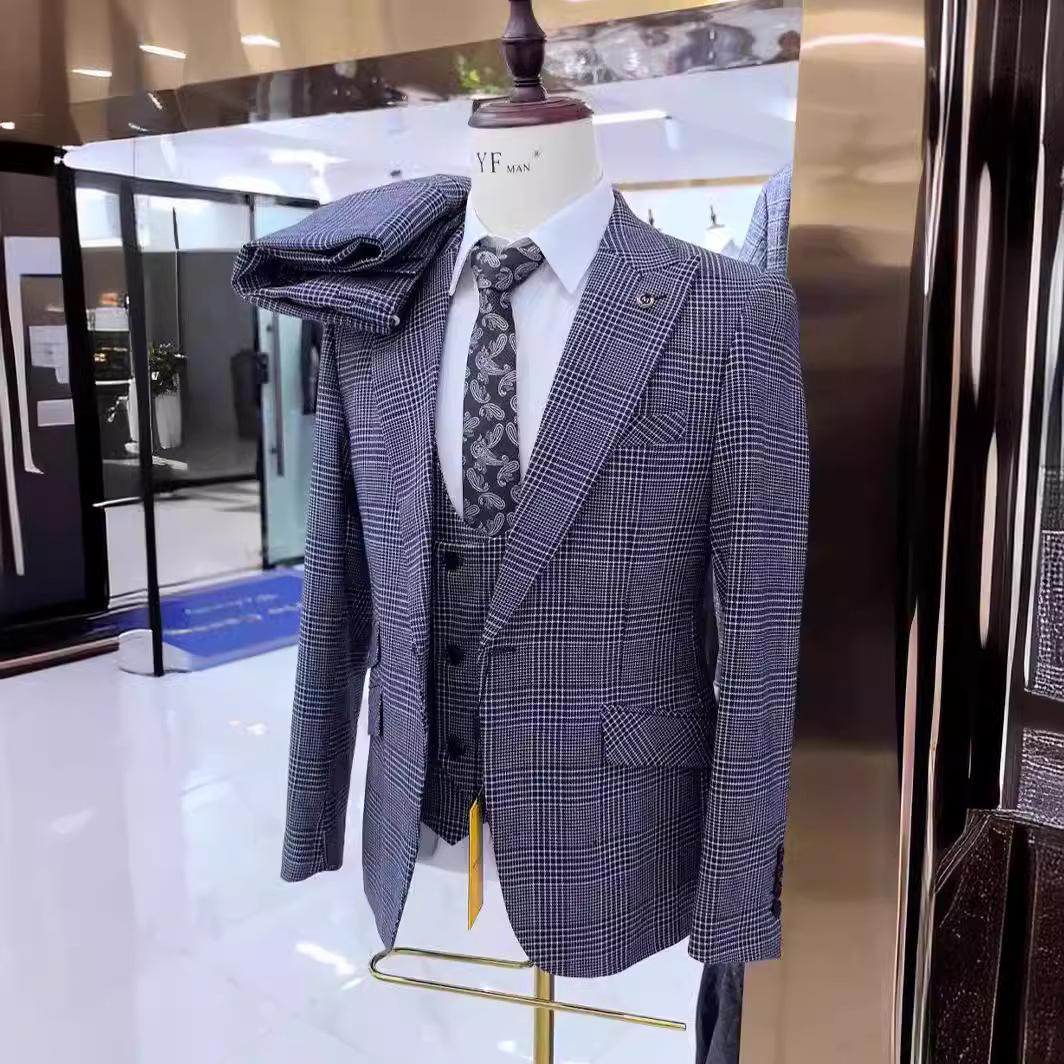 Men's Plaid Wedding Casual Host Suit 3-piece Set - Image 2