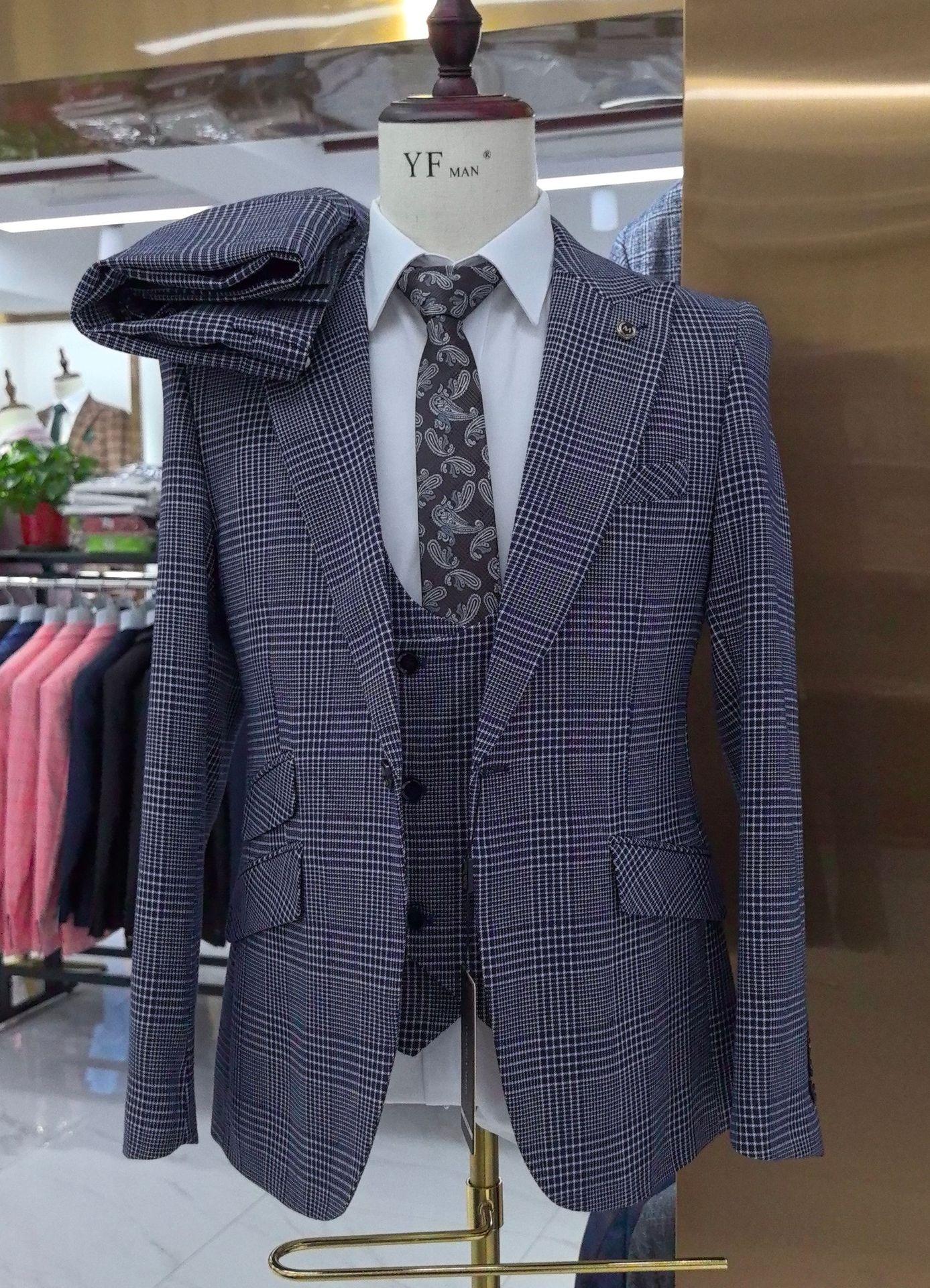 Men's Plaid Wedding Casual Host Suit 3-piece Set - Image 6